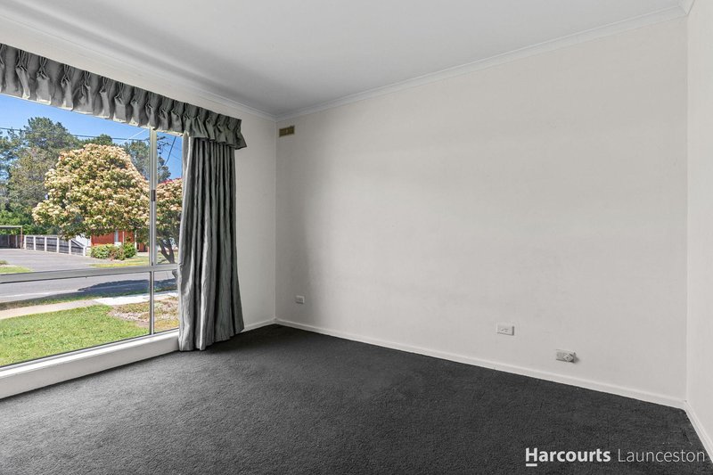 Photo - 33 Parklands Parade, Newnham TAS 7248 - Image 8