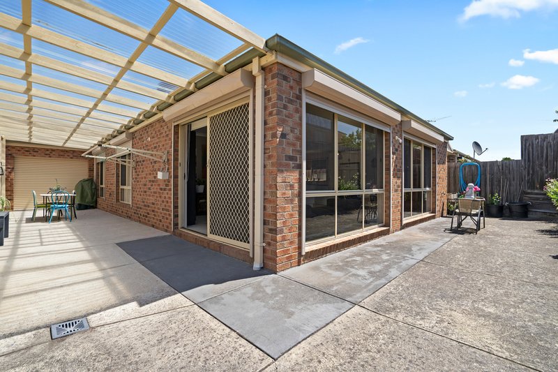 Photo - 33 Parlette Terrace, South Morang VIC 3752 - Image 12