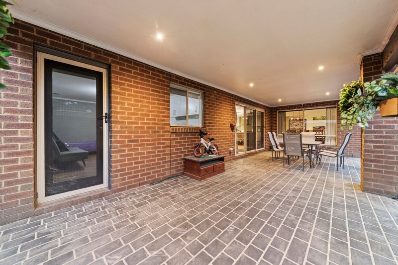 Photo - 33 Parman Avenue, Pakenham VIC 3810 - Image 15