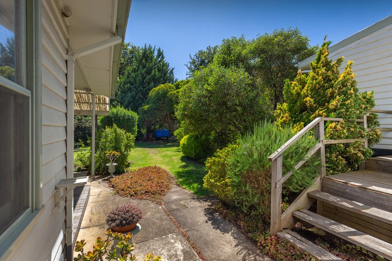 Photo - 33 Peel Street, Berwick VIC 3806 - Image 15