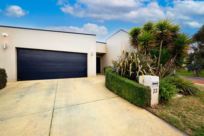 Photo - 33 Penfold Street, Gungahlin ACT 2912 - Image 1