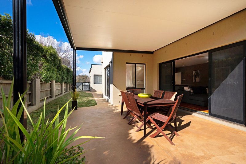 Photo - 33 Penfold Street, Gungahlin ACT 2912 - Image 13