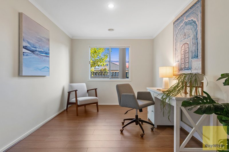 Photo - 33 Penrose Promenade, Tarneit VIC 3029 - Image 10