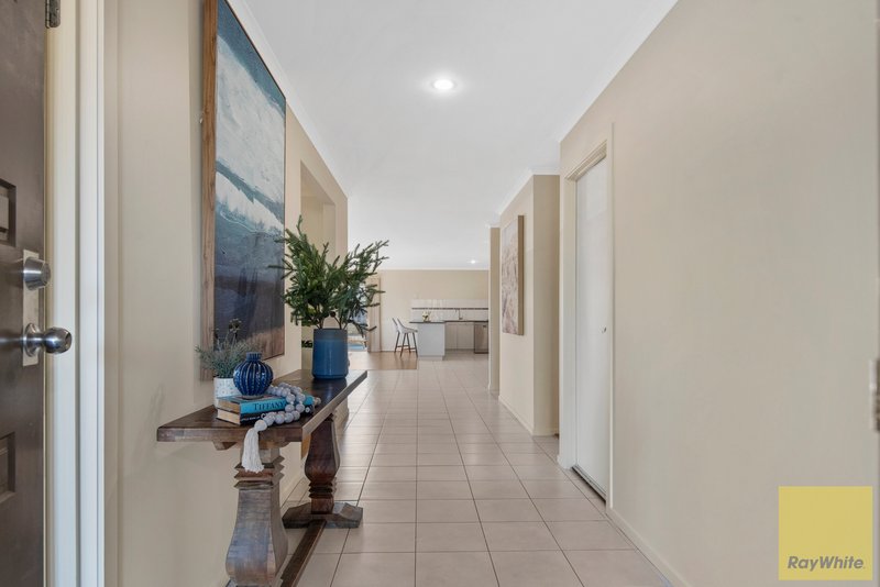 Photo - 33 Penrose Promenade, Tarneit VIC 3029 - Image 12