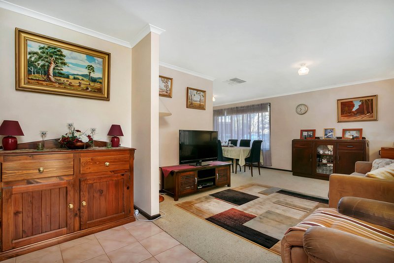 Photo - 33 Phillips Avenue, Gawler East SA 5118 - Image 5