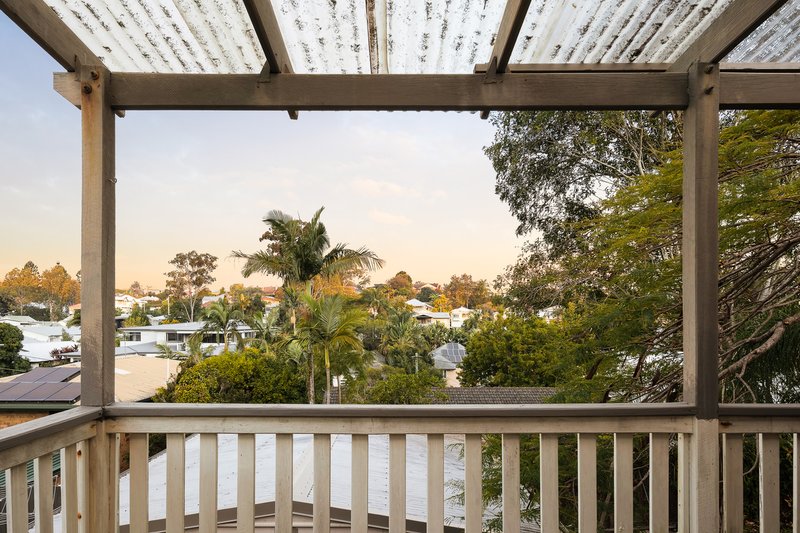 Photo - 33 Plimsoll Street, Greenslopes QLD 4120 - Image 9