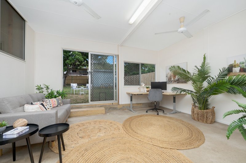 Photo - 33 Powell Street, Wulguru QLD 4811 - Image 17