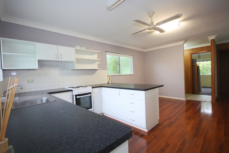 Photo - 33 Priestman Ave , Umina Beach NSW 2257 - Image 2