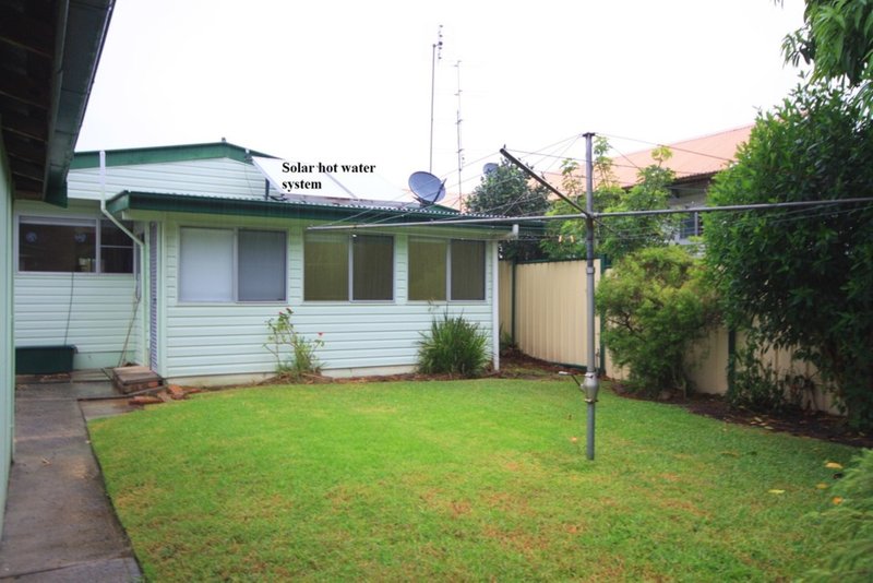 Photo - 33 Priestman Ave , Umina Beach NSW 2257 - Image 10