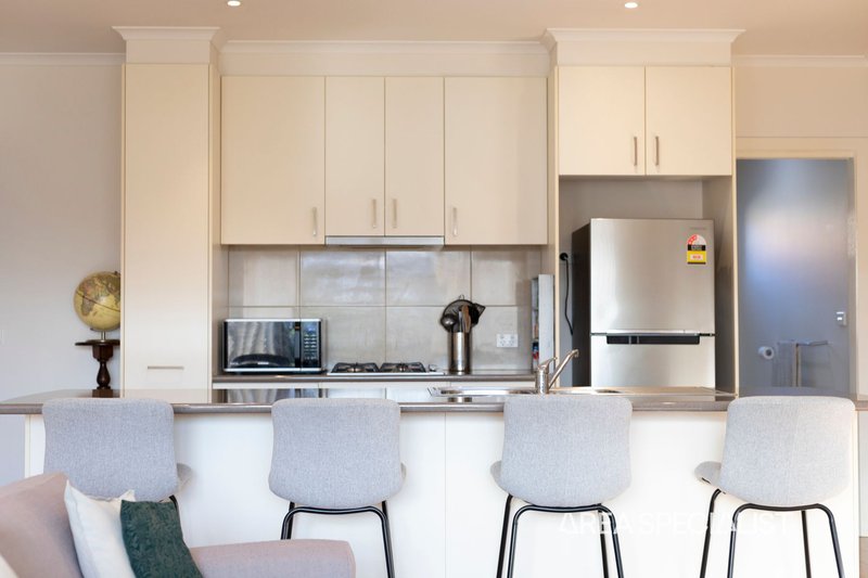 Photo - 3/3 Princes Highway, Pakenham VIC 3810 - Image 6