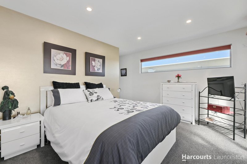 Photo - 33 Queechy Road, Norwood TAS 7250 - Image 12