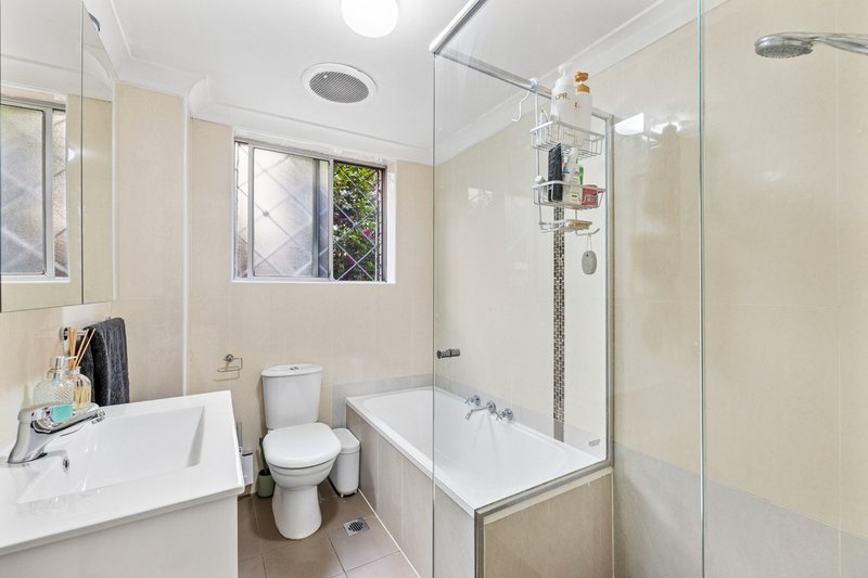 Photo - 3/3 Queens Road, Westmead NSW 2145 - Image 6
