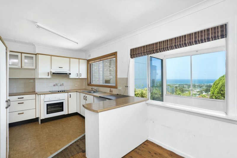 Photo - 33 Quirk Street, Dee Why NSW 2099 - Image 5