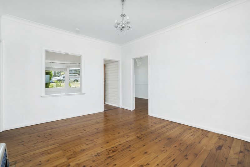 Photo - 33 Quirk Street, Dee Why NSW 2099 - Image 6