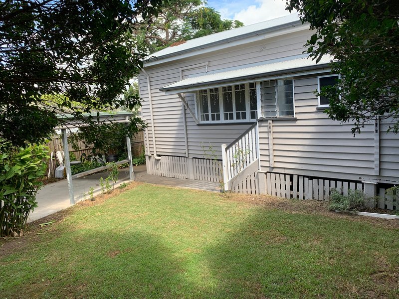 Photo - 33 Rakeevan Road, Graceville QLD 4075 - Image 17