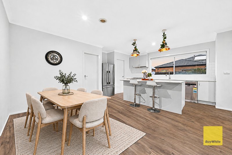 Photo - 33 Rapa Drive, Tarneit VIC 3029 - Image 8