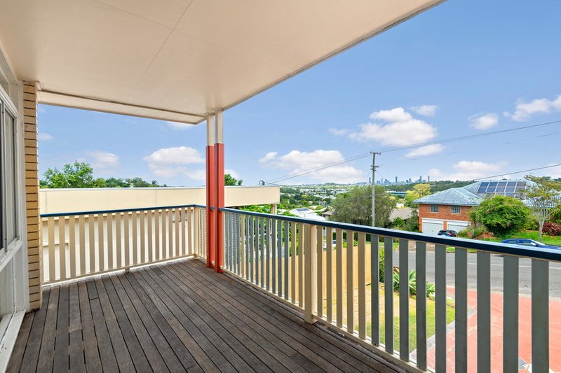 Photo - 33 Redwood Street, Stafford Heights QLD 4053 - Image 14