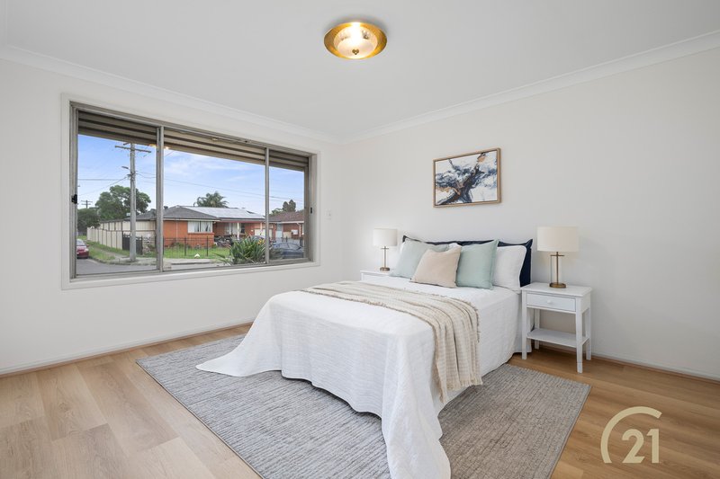 Photo - 33 Rhondda Street, Smithfield NSW 2164 - Image 4