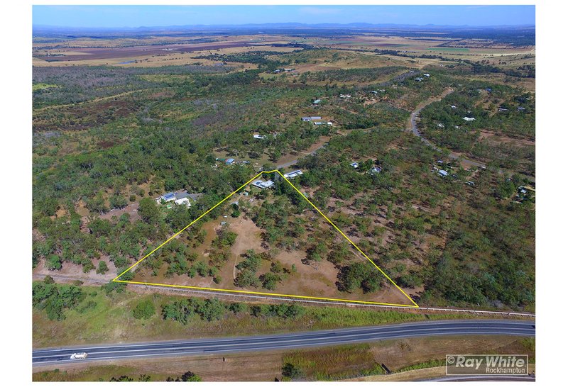 Photo - 33 Rhys Avenue, The Caves QLD 4702 - Image 3