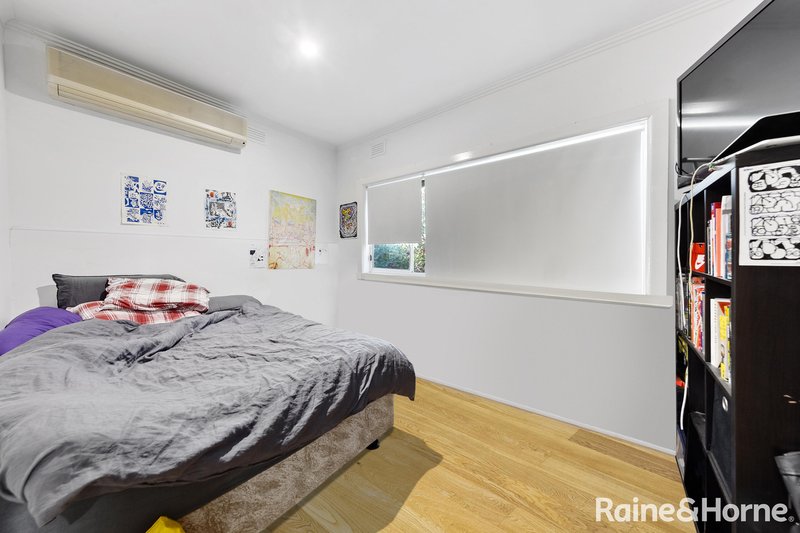 Photo - 33 River Street, Maribyrnong VIC 3032 - Image 9