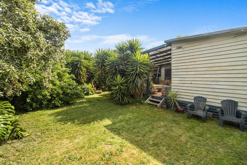 Photo - 33 Rivette Street, Mordialloc VIC 3195 - Image 6