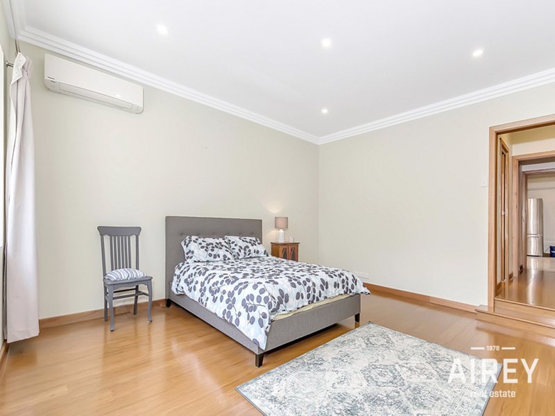 Photo - 33 Rochdale Road, Mount Claremont WA 6010 - Image 6