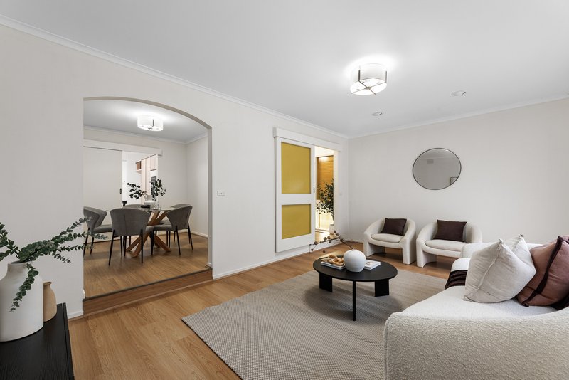 Photo - 33 Roehampton Avenue, Wantirna VIC 3152 - Image 3