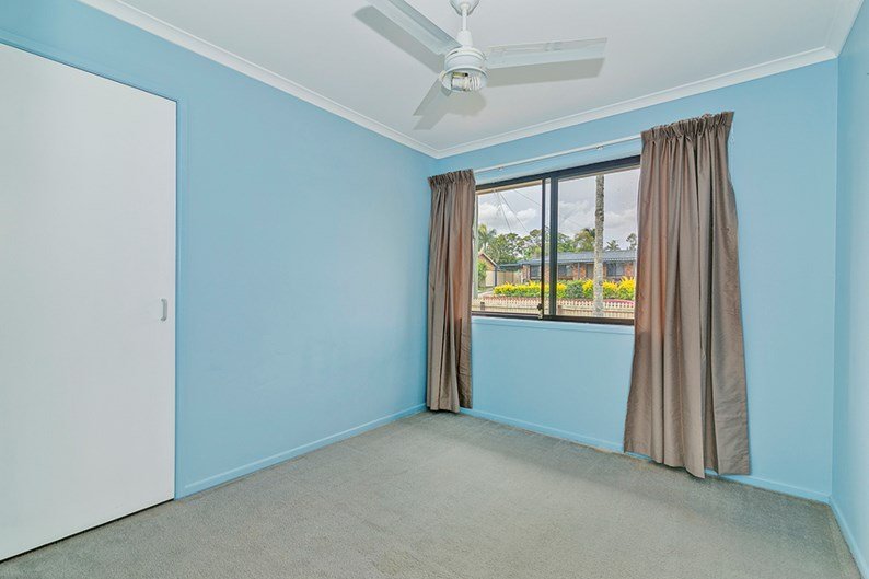 Photo - 33 Royena Court, Crestmead QLD 4132 - Image 18