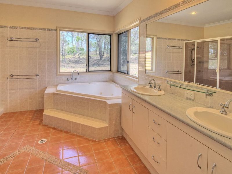 Photo - 33 Rundalua Road, Chambers Flat QLD 4133 - Image 9