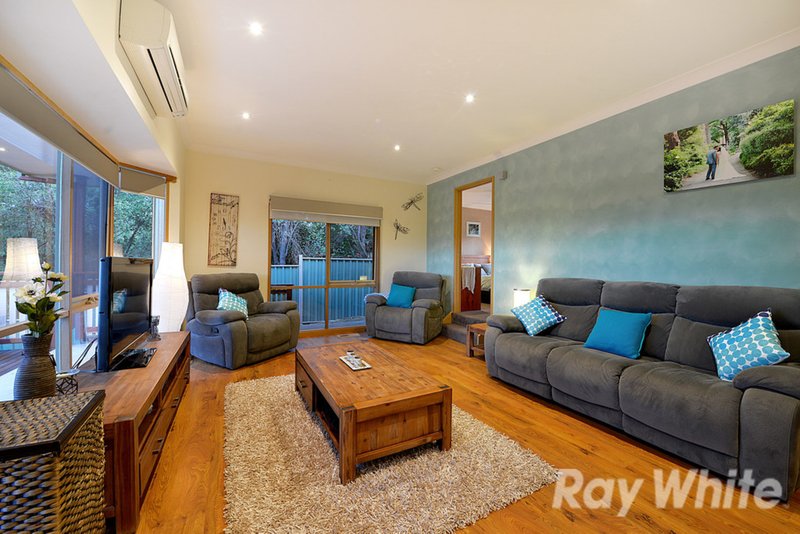 Photo - 33 Russell Street, Mount Evelyn VIC 3796 - Image