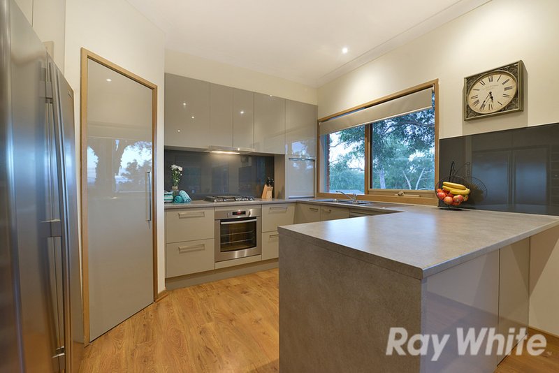 Photo - 33 Russell Street, Mount Evelyn VIC 3796 - Image 3