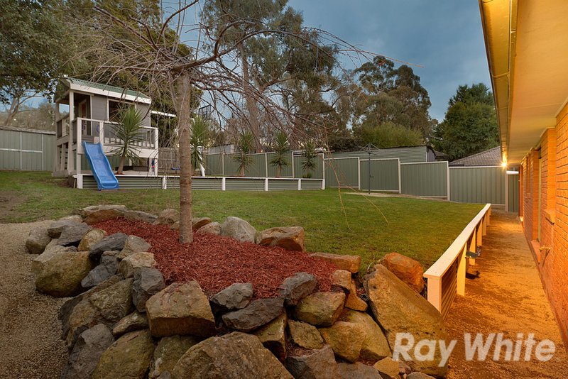Photo - 33 Russell Street, Mount Evelyn VIC 3796 - Image 9