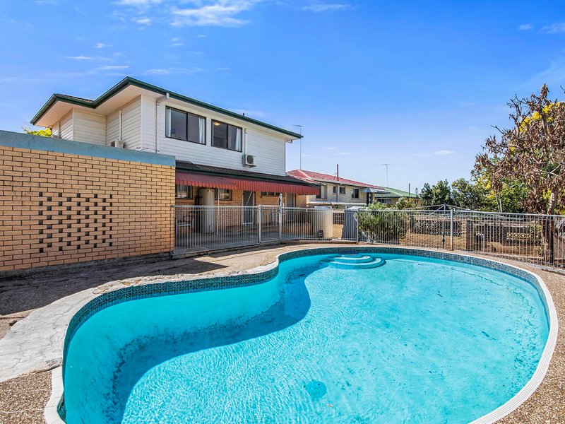 Photo - 33 Salandra Street, Mansfield QLD 4122 - Image 15