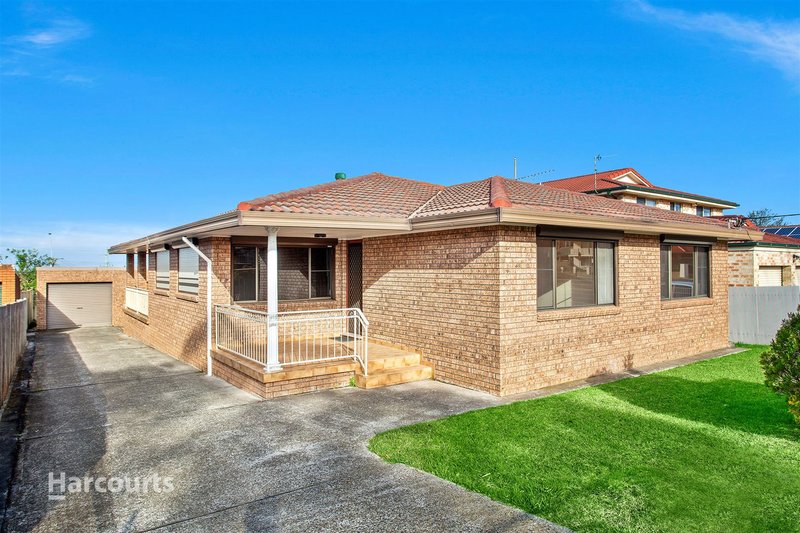 Photo - 33 Sammat Avenue, Barrack Heights NSW 2528 - Image 3