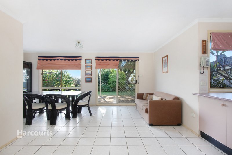 Photo - 33 Sanderson Road, Kanahooka NSW 2530 - Image 3