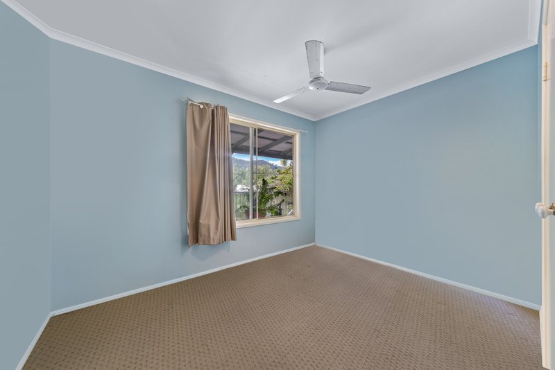 Photo - 33 Sandpiper Crescent, Jubilee Pocket QLD 4802 - Image 7