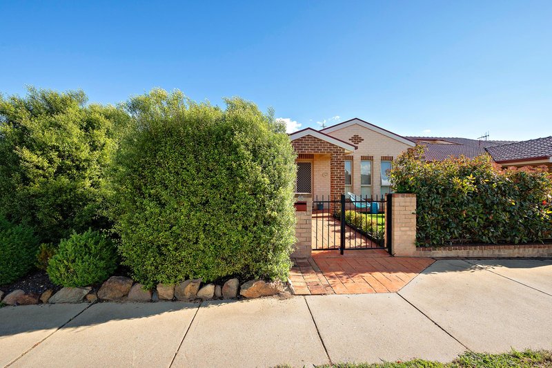 Photo - 33 Sarre Street, Gungahlin ACT 2912 - Image 18