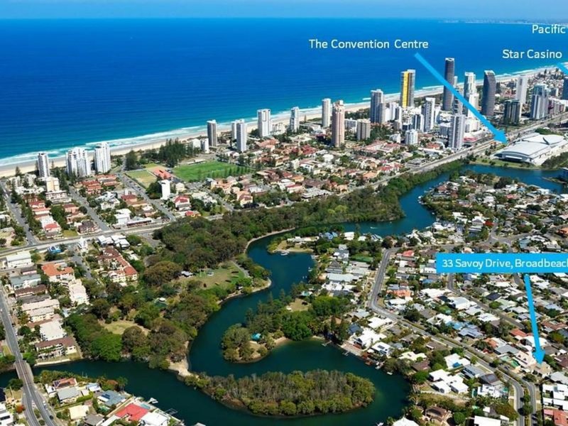 33 Savoy Drive, Broadbeach Waters QLD 4218