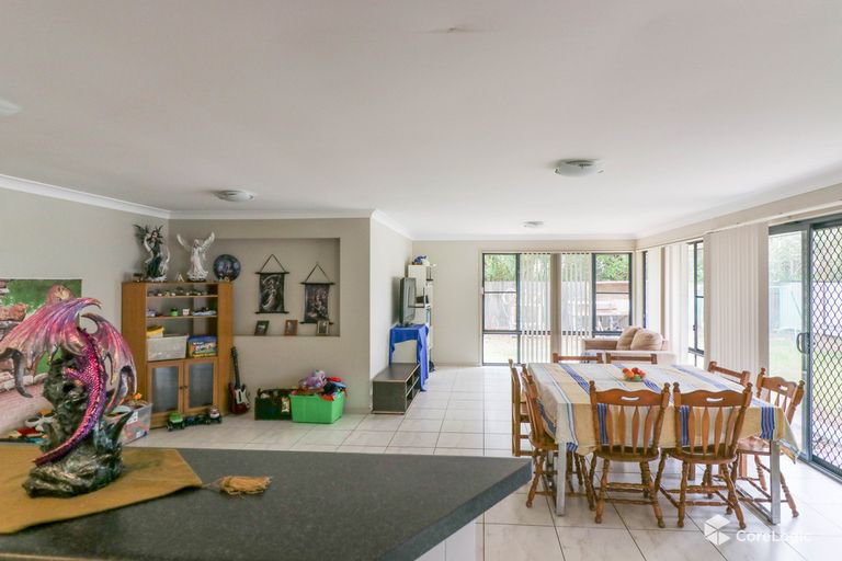 Photo - 33 Sawmill Road, Dundowran Beach QLD 4655 - Image 5