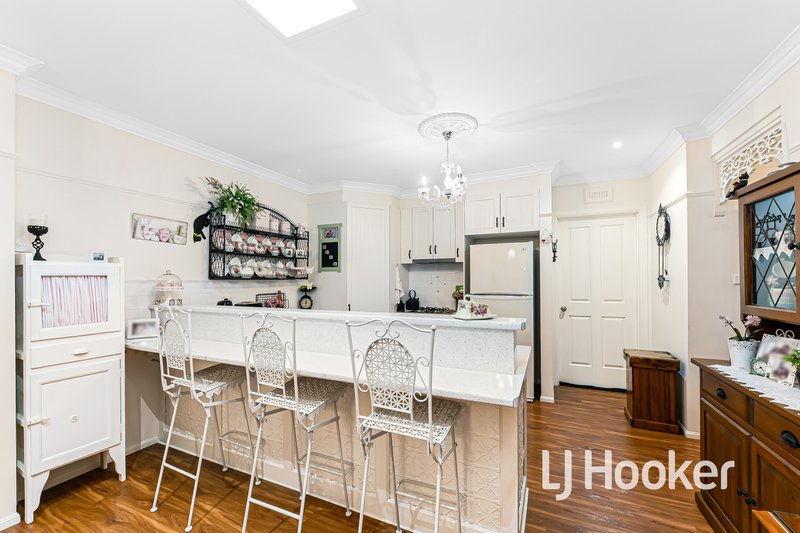 Photo - 33 Scott Street, Cranbourne VIC 3977 - Image 3