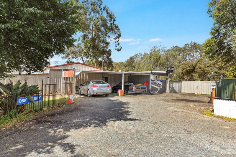 Photo - 33 Serene Place, Barragup WA 6209 - Image 4