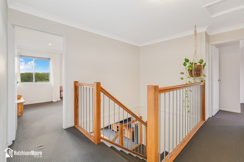 Photo - 33 Shaw Place, Redland Bay QLD 4165 - Image 14