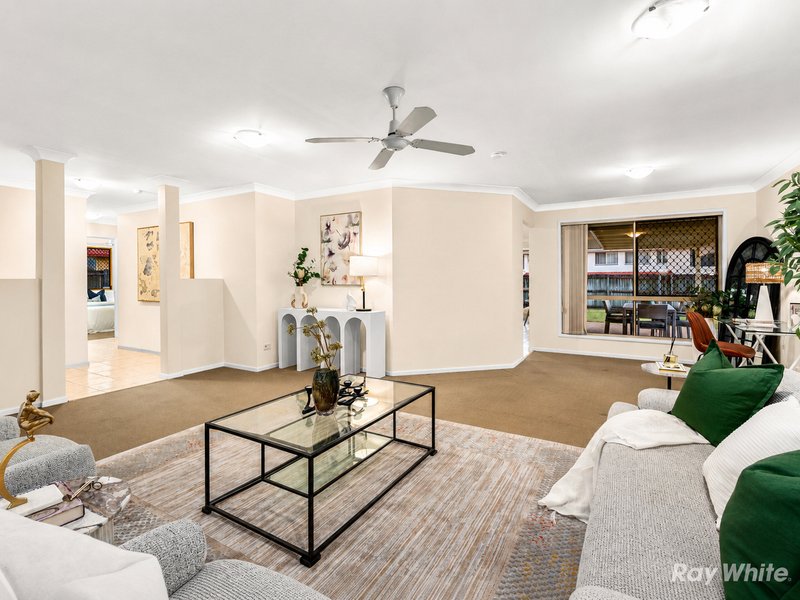 Photo - 33 Shelduck Place, Calamvale QLD 4116 - Image 9