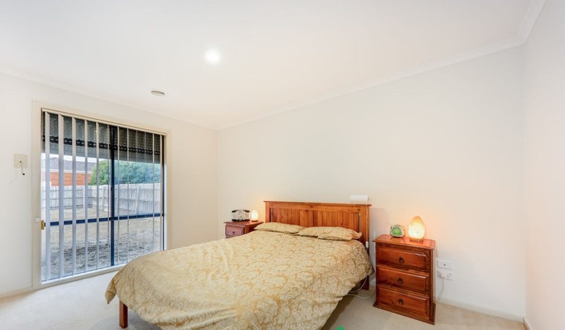 Photo - 33 Sirius Way, Kurunjang VIC 3337 - Image 11