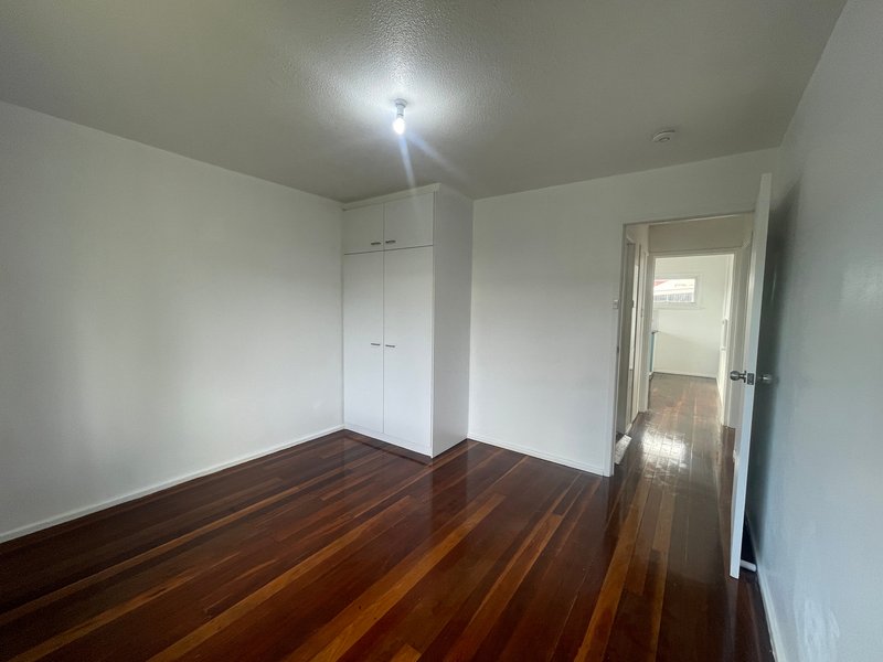 Photo - 33 Skylark Street, Inala QLD 4077 - Image 5