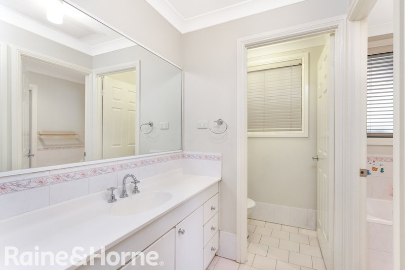 Photo - 33 Sorrento Drive, Glenwood NSW 2768 - Image 8