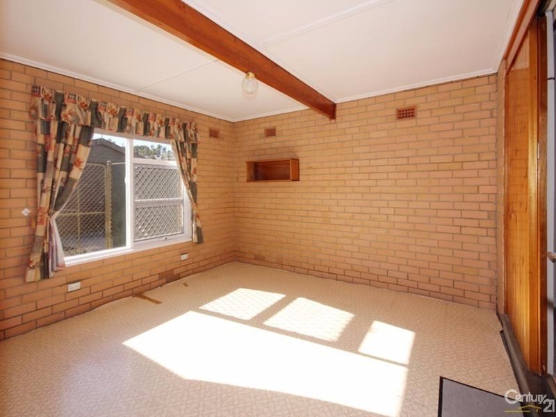 Photo - 33 Southern Avenue, St Marys SA 5042 - Image 4