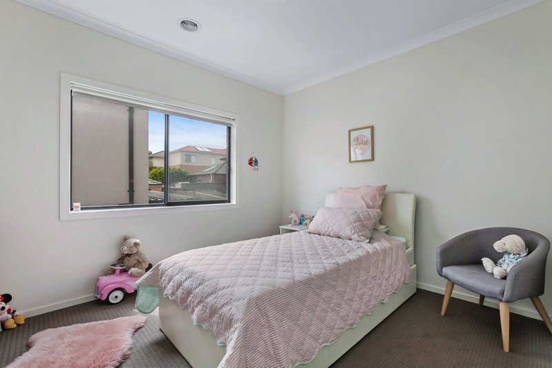 Photo - 33 Spectrum Way, Coburg North VIC 3058 - Image 13