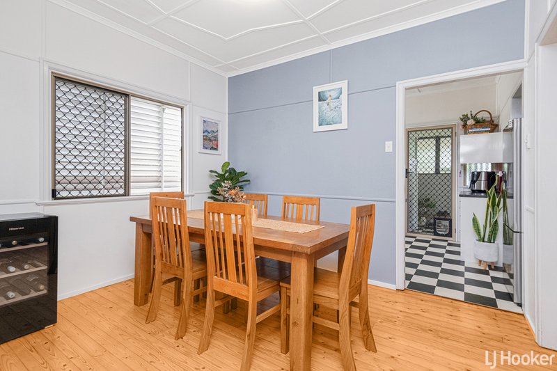 Photo - 33 Spencer Street, The Range QLD 4700 - Image 6