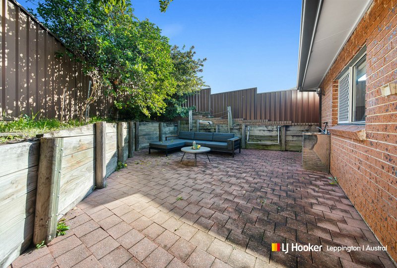 Photo - 33 St Andrews Boulevard, Casula NSW 2170 - Image 9